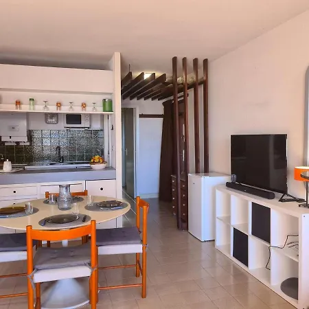 Cap D'agde, 2 Pieces, 4 Personnes - Fr-1-249-381 Апартаменти *