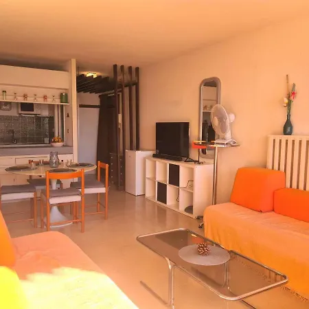 Cap D'agde, 2 Pieces, 4 Personnes - Fr-1-249-381 Апартаменти
